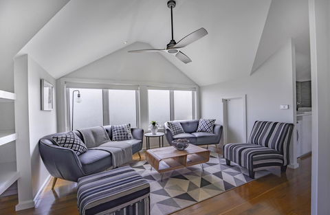 Bayview Loft - Kempsey Accommodation 1