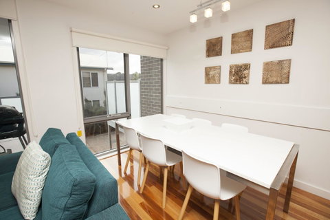7 Falls Apartments - Kempsey Accommodation 8