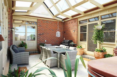 Oxford Rise Apartment - Kempsey Accommodation 15