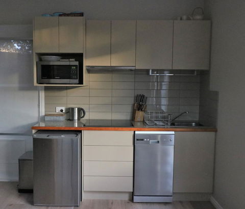 Oxford Rise Apartment - Kempsey Accommodation 1