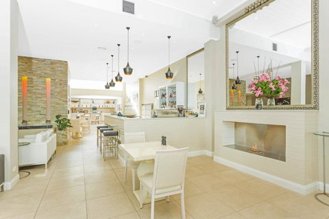 Deep Blue Hotel & Hot Springs - Kempsey Accommodation 22