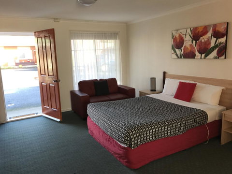 Beachcomber Motel & Apartments - Kempsey Accommodation 1