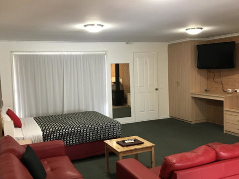 Beachcomber Motel & Apartments - Kempsey Accommodation 11