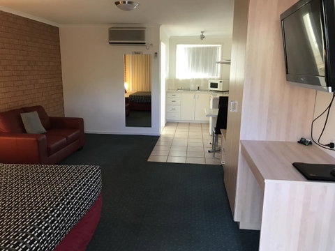Beachcomber Motel & Apartments - Kempsey Accommodation 7