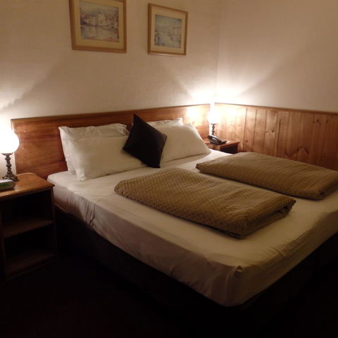 Bright Chalet - Kempsey Accommodation 5