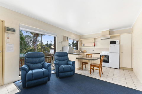 Allambi Holiday Apartments - Kempsey Accommodation 9