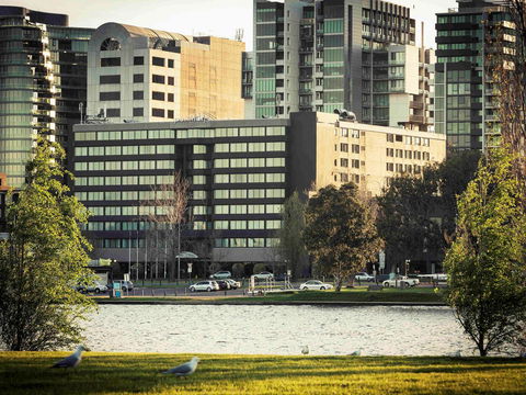 Mercure Melbourne Albert Park - Kempsey Accommodation 0