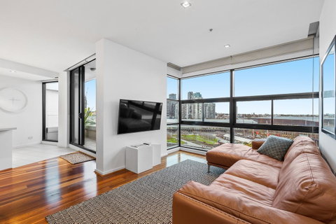Melbourne Holiday Apartments Flinders Wharf - Kempsey Accommodation 6