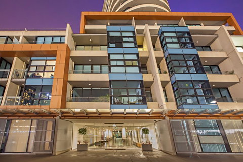 Melbourne Holiday Apartments Flinders Wharf - Kempsey Accommodation 0