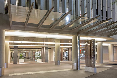 Melbourne Holiday Apartments Flinders Wharf - Kempsey Accommodation 4
