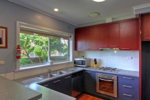 Jacaranda House - Kempsey Accommodation 4