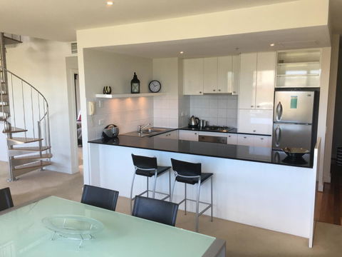 Geelong Waterfront Penthouse Apartment - Kempsey Accommodation 11