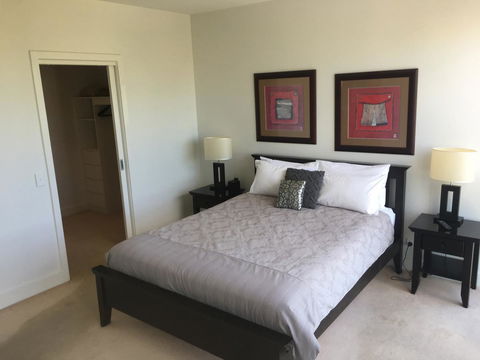 Geelong Waterfront Penthouse Apartment - Kempsey Accommodation 6