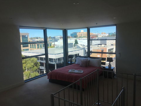 Geelong Waterfront Penthouse Apartment - Kempsey Accommodation 12