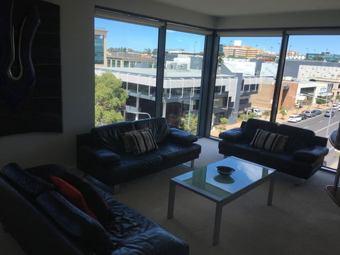 Geelong Waterfront Penthouse Apartment - Kempsey Accommodation 9