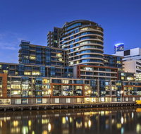 Waterfront Melbourne Apartments - Kempsey Accommodation