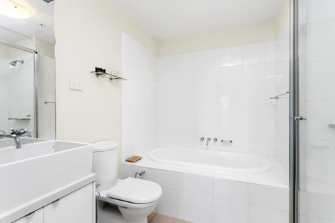 Waterfront Melbourne Apartments - Kempsey Accommodation 26