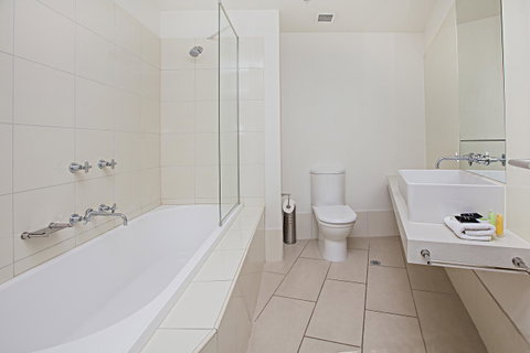 Waterfront Melbourne Apartments - Kempsey Accommodation 29