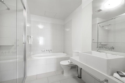 Waterfront Melbourne Apartments - Kempsey Accommodation 5