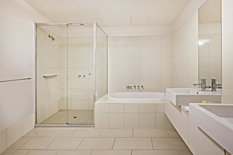Waterfront Melbourne Apartments - Kempsey Accommodation 34