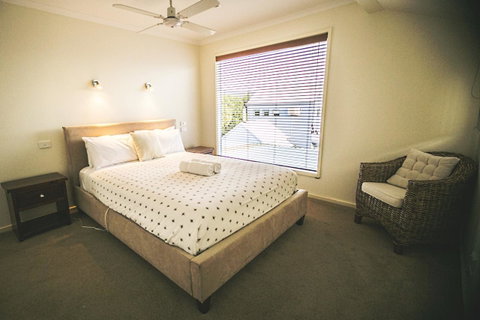 Rayville Boat Houses - Kempsey Accommodation 10