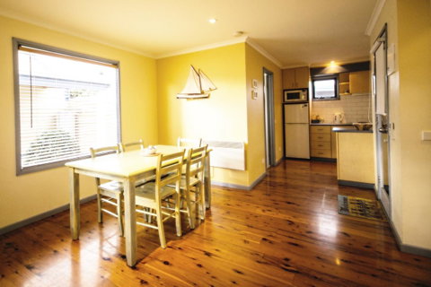 Rayville Boat Houses - Kempsey Accommodation 25