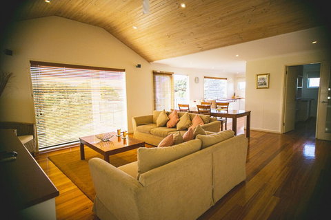 Rayville Boat Houses - Kempsey Accommodation 8