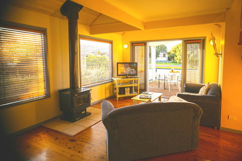 Rayville Boat Houses - Kempsey Accommodation 4