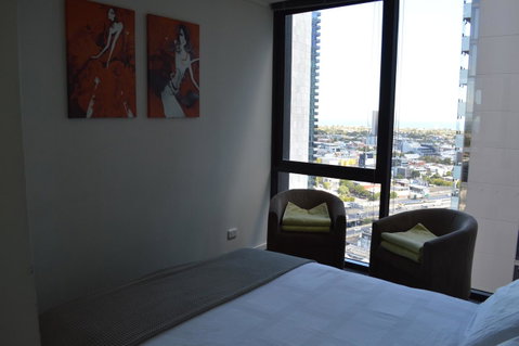 3BR Apartment At Victoria Tower Southbank - Kempsey Accommodation 10