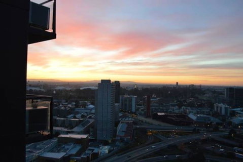 3BR Apartment At Victoria Tower Southbank - Kempsey Accommodation 20