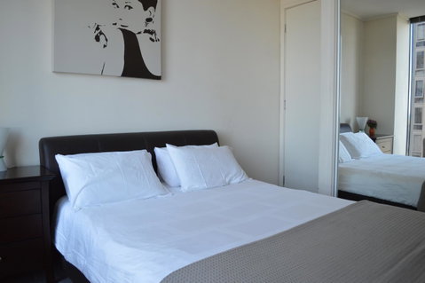 3BR Apartment At Victoria Tower Southbank - Kempsey Accommodation 9