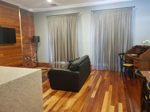 Sublime Spa Apartments - Kempsey Accommodation 3