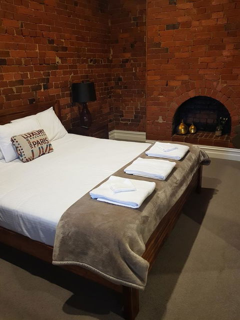 Sublime Spa Apartments - Kempsey Accommodation 1
