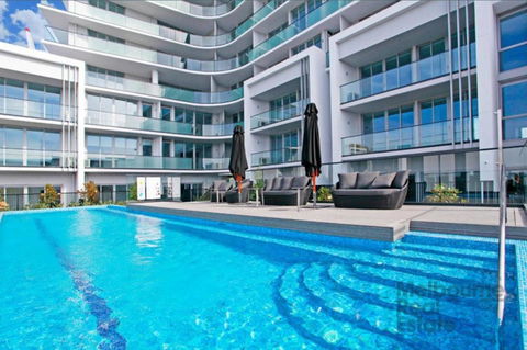 Doncaster Private Collection 2 Bed Townhouse@Pearl - Kempsey Accommodation 16