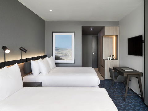 Vibe Hotel Melbourne Docklands - Kempsey Accommodation 23