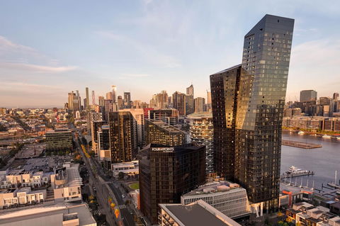Vibe Hotel Melbourne Docklands - Kempsey Accommodation 0
