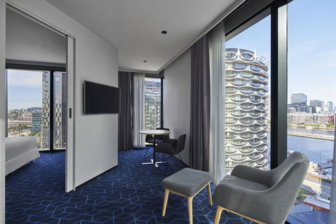 Vibe Hotel Melbourne Docklands - Kempsey Accommodation 3