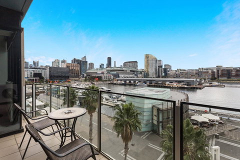 Docklands Private Collection - NEWQUAY - Kempsey Accommodation 6