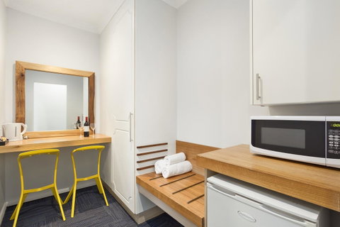 The International Motel Apollo Bay - Kempsey Accommodation 31