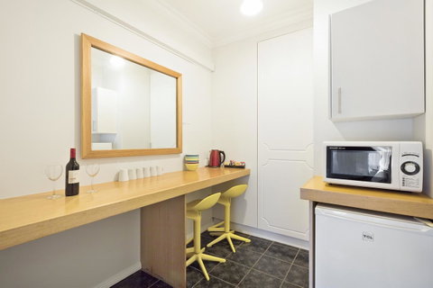 The International Motel Apollo Bay - Kempsey Accommodation 27