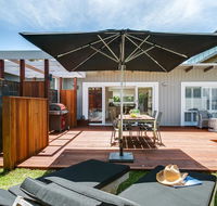 Capella Villa No. 4 - stunning luxury decor inside and out - Kempsey Accommodation
