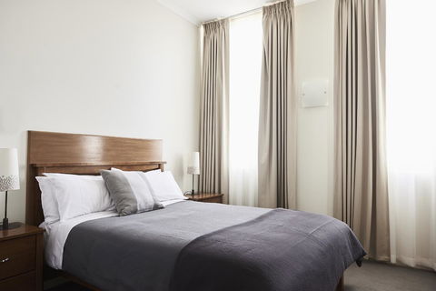 Plough Hotel - Kempsey Accommodation 1