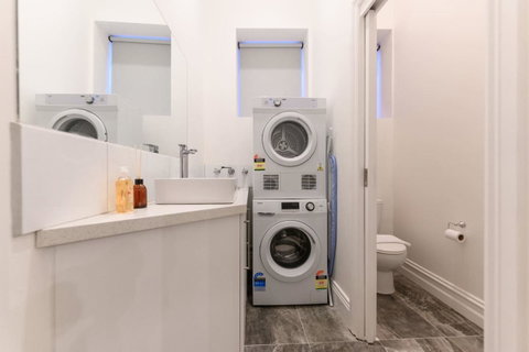 Unique 3 Bedroom Central CBD Townhouse - Kempsey Accommodation 15