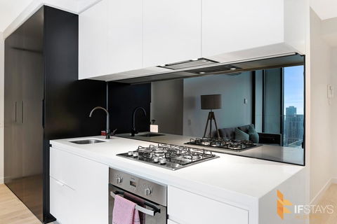 IFSuites (IFSTAYS) Light House Victoria One Apartment - Kempsey Accommodation 1