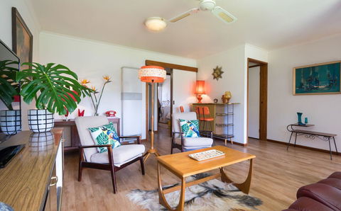 Uptown Frankston - Kempsey Accommodation 2