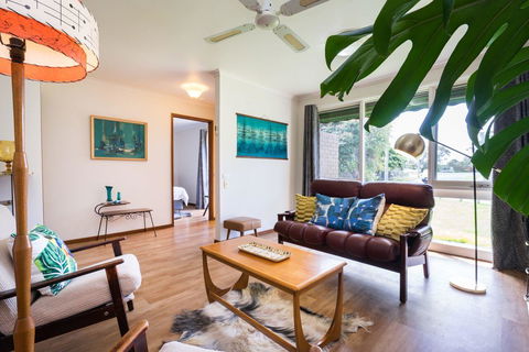 Uptown Frankston - Kempsey Accommodation 0