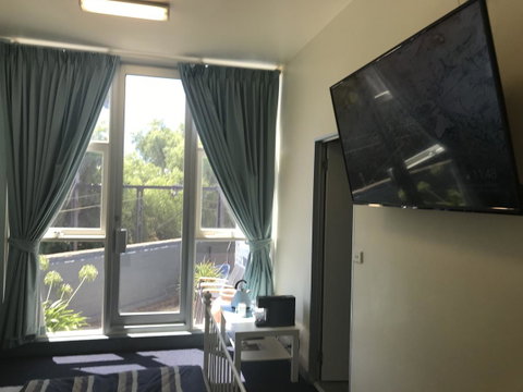 SmartStay Melbourne - Kempsey Accommodation 7