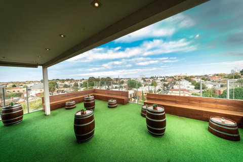 Summer House Melbourne - Kempsey Accommodation 0