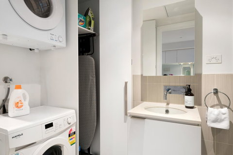 Premier Stays Melbourne - Kempsey Accommodation 8