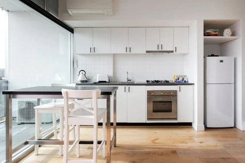 BestView St Kilda Spectacular Sunset Hideaway - Boutique Self-contained Luxury Apartment - Kempsey Accommodation 10